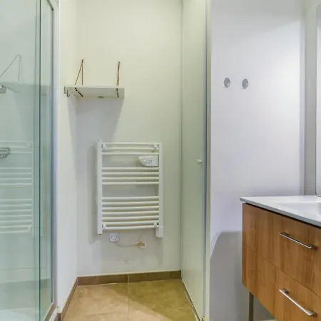 For 6 People On The Ground Level With Sea View * בריי-דון