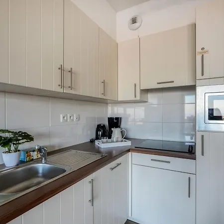 For 6 People On The Ground Level With Sea View דירה *